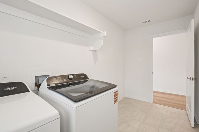 1022 Eagle Run Lane, Lavon, TX 75166