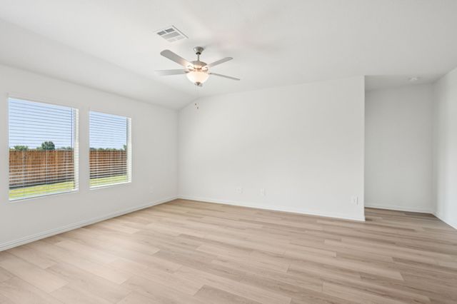 1022 Eagle Run Lane, Lavon, TX 75166