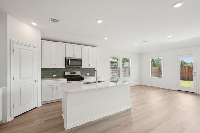 1022 Eagle Run Lane, Lavon, TX 75166