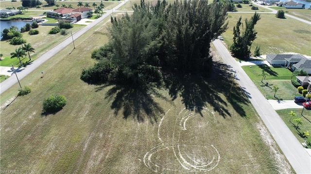 2819 NW 45th PL, Cape Coral, FL 33993