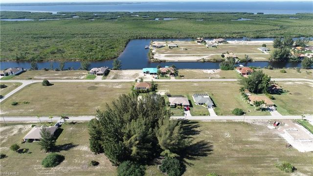 2819 NW 45th PL, Cape Coral, FL 33993