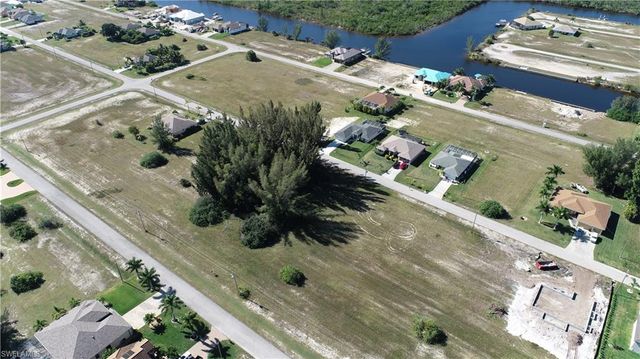 2819 NW 45th PL, Cape Coral, FL 33993
