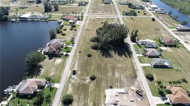 2819 NW 45th PL, Cape Coral, FL 33993