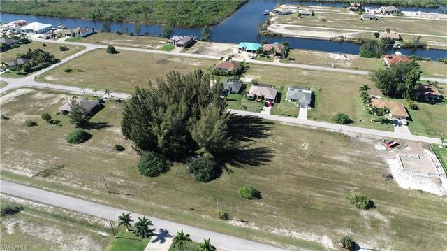 2819 NW 45th PL, Cape Coral, FL 33993