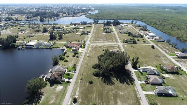 2819 NW 45th PL, Cape Coral, FL 33993