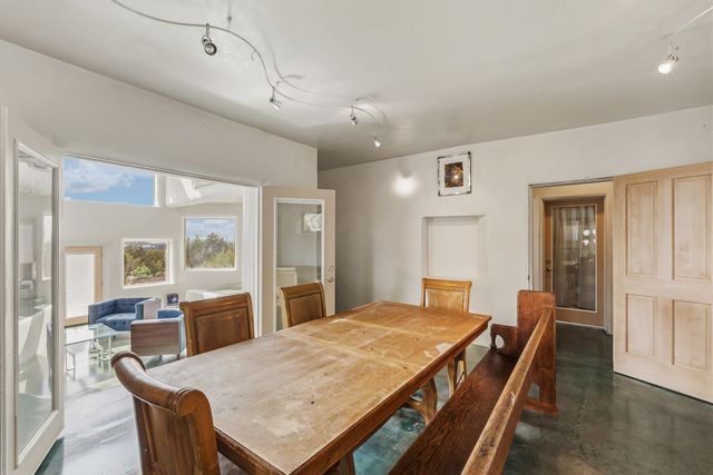 46 Apache Plume, Santa Fe, NM 87508