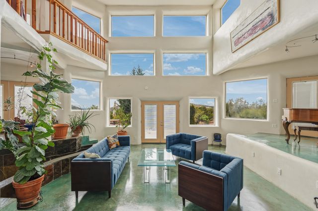 46 Apache Plume, Santa Fe, NM 87508