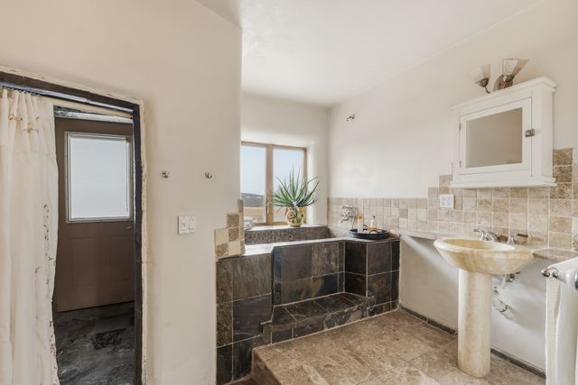46 Apache Plume, Santa Fe, NM 87508