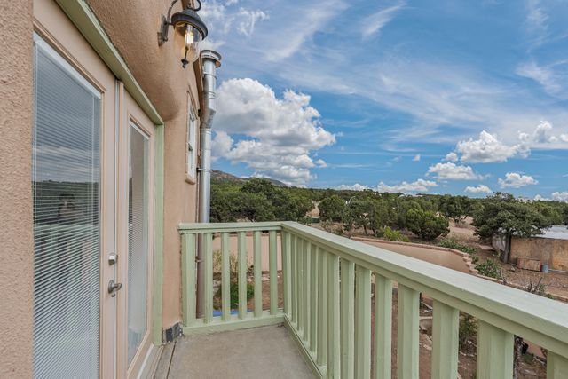 46 Apache Plume, Santa Fe, NM 87508