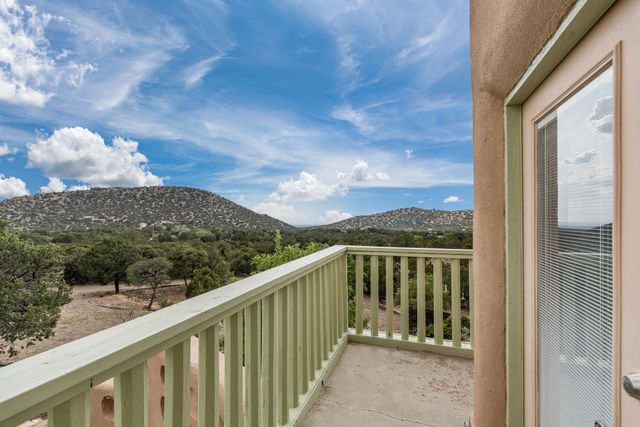 46 Apache Plume, Santa Fe, NM 87508