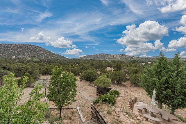 46 Apache Plume, Santa Fe, NM 87508