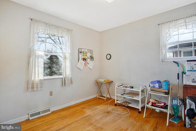 612 FAIRMOUNT RD, Linthicum Heights, MD 21090