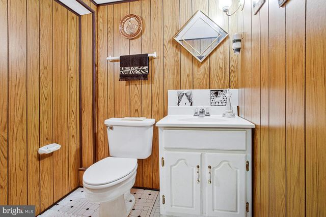 612 FAIRMOUNT RD, Linthicum Heights, MD 21090