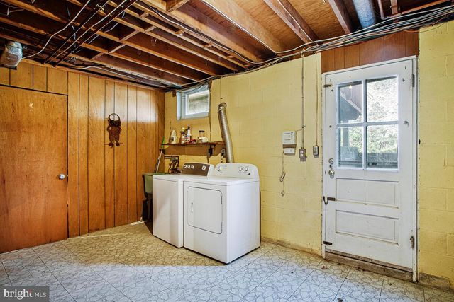 612 FAIRMOUNT RD, Linthicum Heights, MD 21090