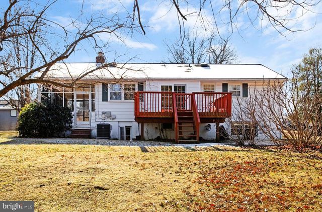 612 FAIRMOUNT RD, Linthicum Heights, MD 21090