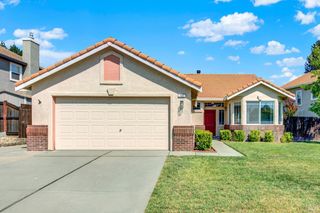 739 Edenderry Dr, Vacaville, CA 95688