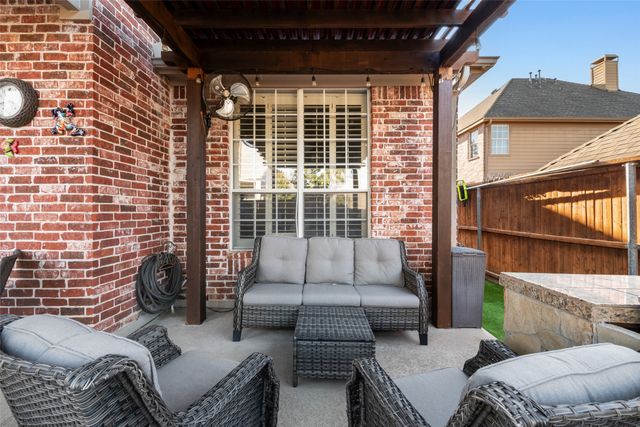 807 Stillwater Court, Keller, TX 76248