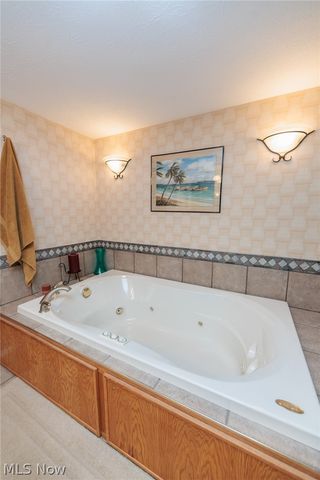 20757 Parkwood Lane, Strongsville, OH 44136