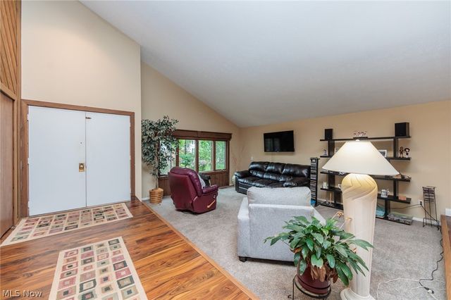20757 Parkwood Lane, Strongsville, OH 44136