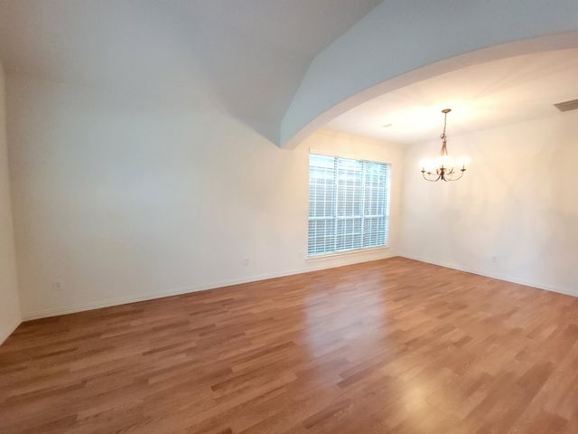 7513 Kallan Drive, Rowlett, TX 75089