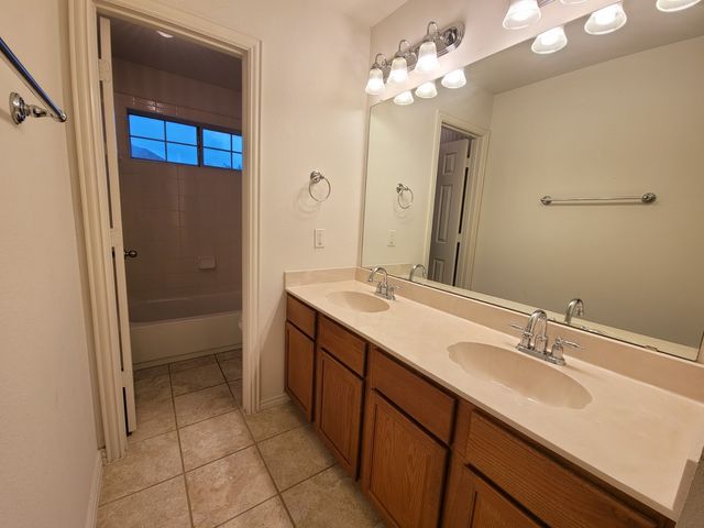 7513 Kallan Drive, Rowlett, TX 75089