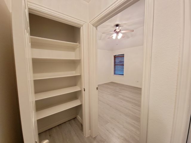 7513 Kallan Drive, Rowlett, TX 75089