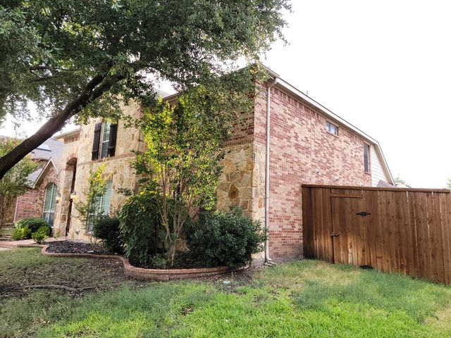7513 Kallan Drive, Rowlett, TX 75089