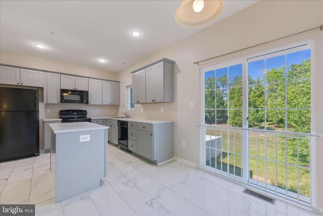 11696 PALM DESERT PL, Waldorf, MD 20602