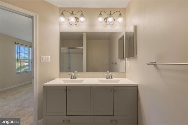 11696 PALM DESERT PL, Waldorf, MD 20602