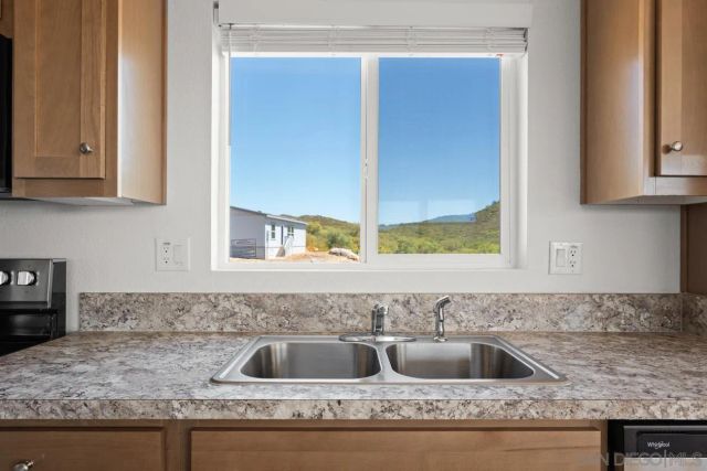 22815 Illahee Dr., Alpine, CA 91901