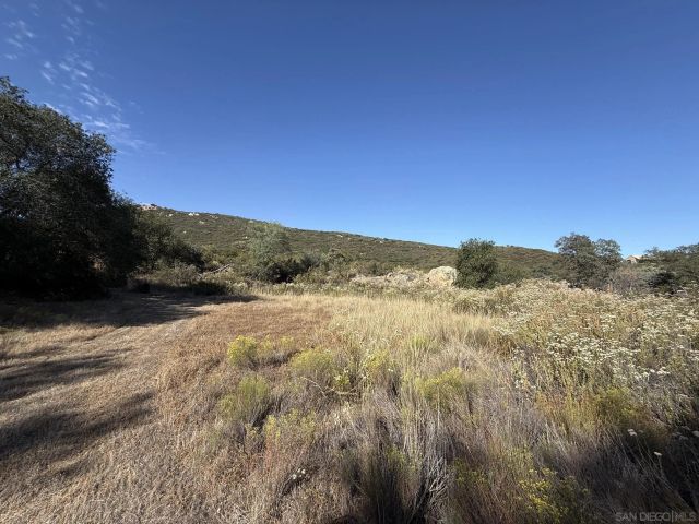 22815 Illahee Dr., Alpine, CA 91901