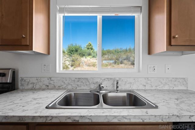 22815 Illahee Dr., Alpine, CA 91901