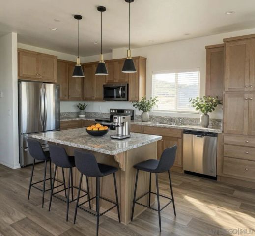 22815 Illahee Dr., Alpine, CA 91901
