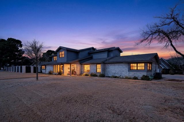 2000 Neely Ave, Midland, TX 79705