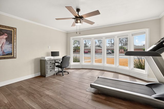 2000 Neely Ave, Midland, TX 79705