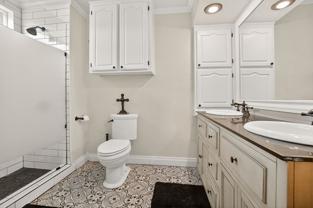 2000 Neely Ave, Midland, TX 79705