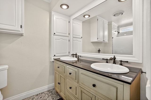 2000 Neely Ave, Midland, TX 79705