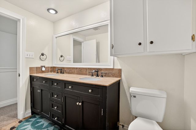 2000 Neely Ave, Midland, TX 79705