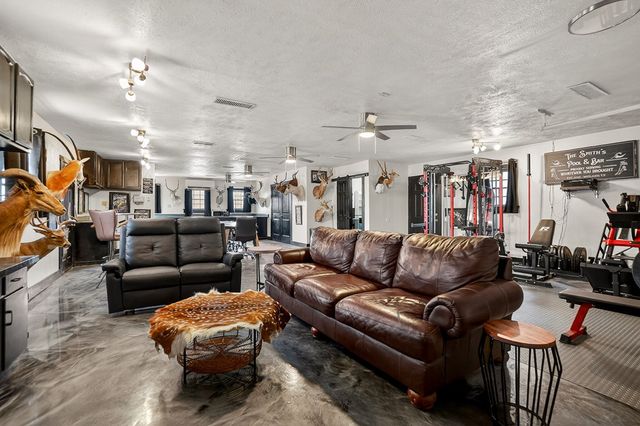 2000 Neely Ave, Midland, TX 79705