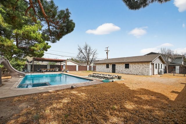 2000 Neely Ave, Midland, TX 79705