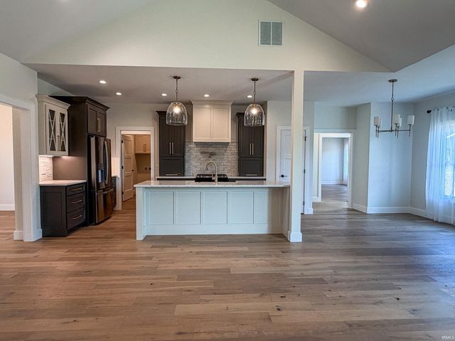 831 Spyglass Hill Drive, Bedford, IN 47421