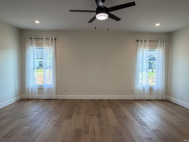 831 Spyglass Hill Drive, Bedford, IN 47421