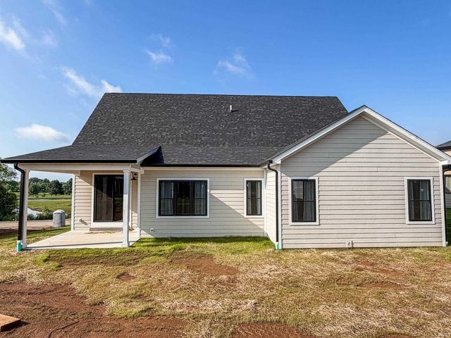 831 Spyglass Hill Drive, Bedford, IN 47421