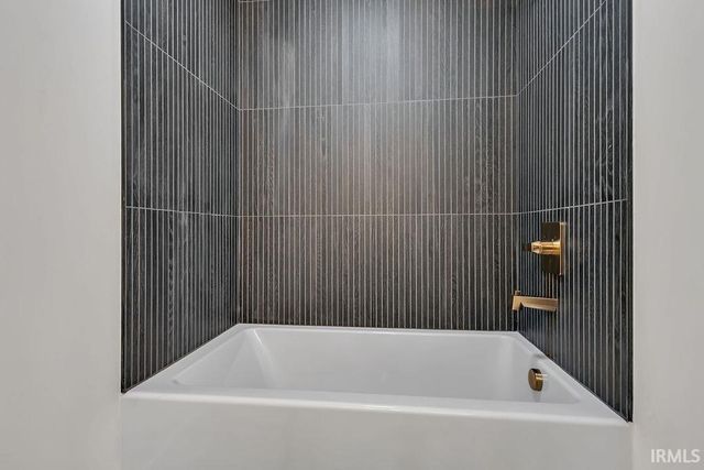831 Spyglass Hill Drive, Bedford, IN 47421