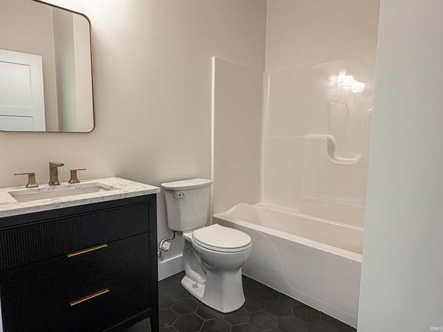 831 Spyglass Hill Drive, Bedford, IN 47421