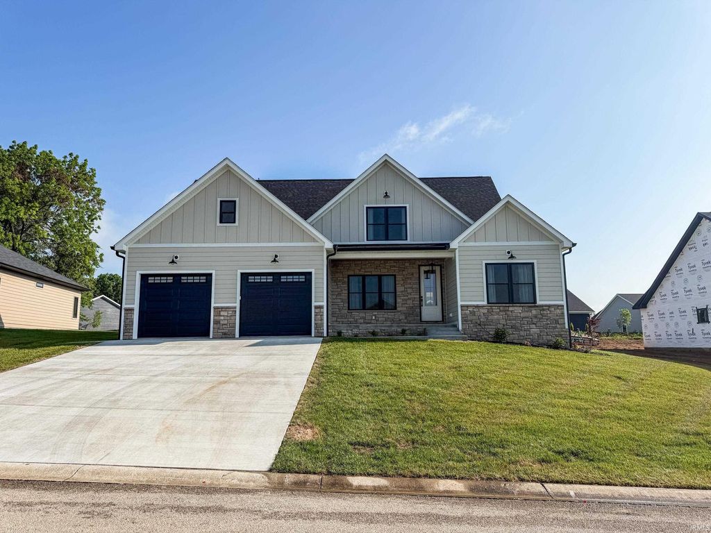 831 Spyglass Hill Drive, Bedford, IN 47421