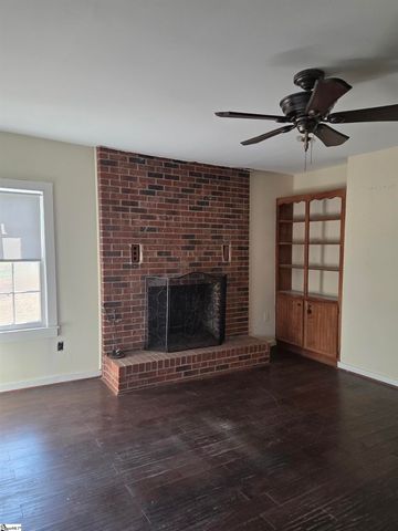 1123 Renno Road, Clinton, SC 29325