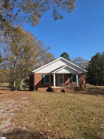 1123 Renno Road, Clinton, SC 29325