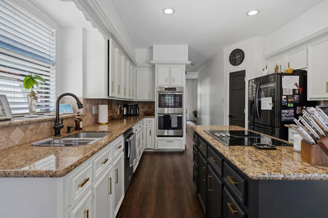 15327 Gettysburg Drive, Tomball, TX 77377