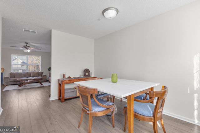 127 Chastain Circle, Newnan, GA 30263